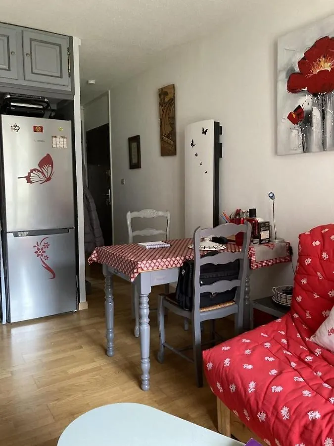 דירה Bagnères-de-Luchon Beau Studio Plus, Refait A Neuf, Tout Confort, Classe 3 Etoiles Par Le Comite Departemantal Du Tourisme De La Haute Garonne